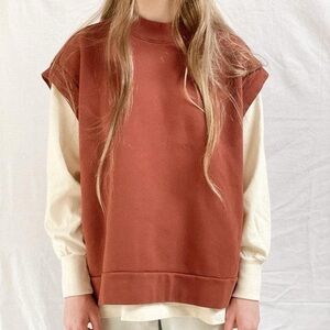 ARQ Deon Vest in Russet